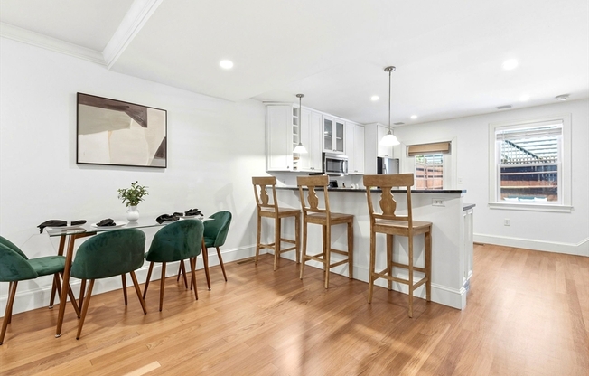 15 BELMONT ST