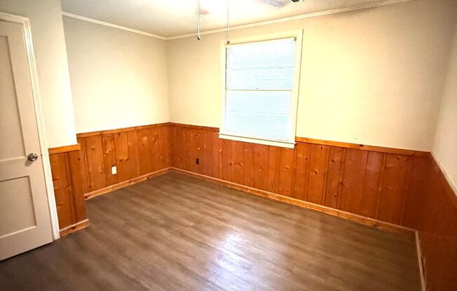 ** 3 Bed 2 Bath located off Narrow Lane rd ** Call 334-366-9198 to schedule a self tour