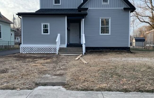 944 W Central St
