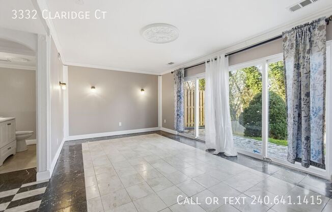 3332 CLARIDGE CT
