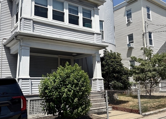 85 FOSTER ST