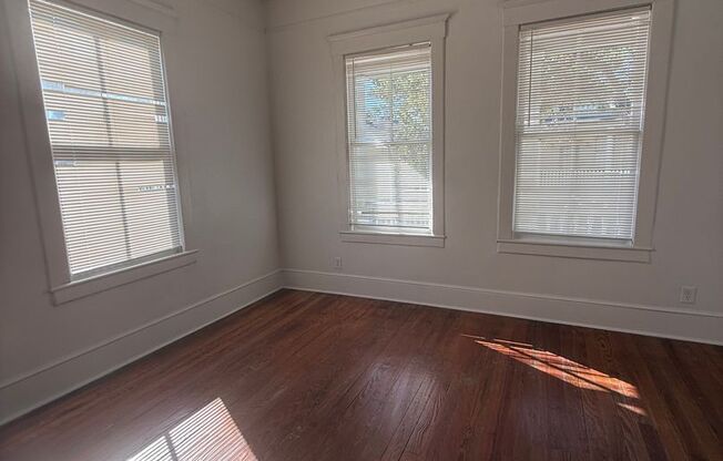 3 beds, 1.5 baths, 1,500 sqft, $2,175, Unit 1522 Jefferson St