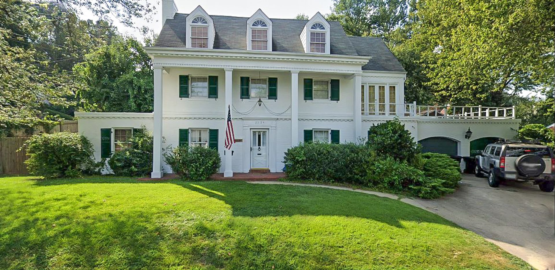 Classic And Stately 5 Bed 3 Bath Colonial Gem In Prestigious Dover Balmoral Riverwood Community