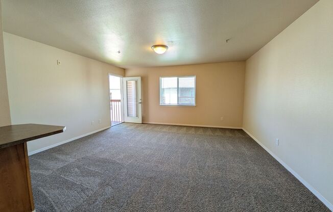 3 beds, 2 baths, 1,180 sqft, $1,529, Unit B303
