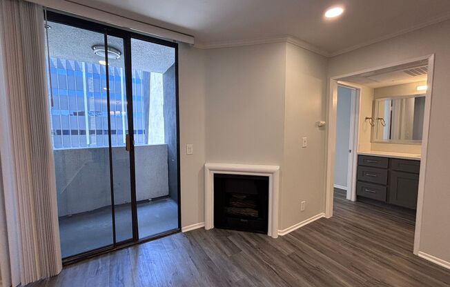 1 bed, 1 bath, 850 sqft, $2,398, Unit 207