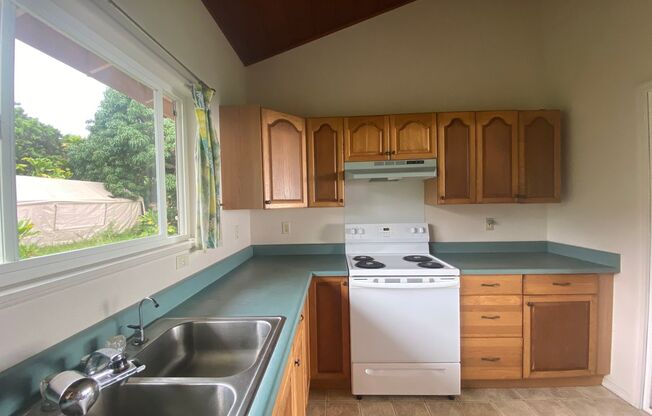 Captain Cook 2 bedroom 2.5 bathroom