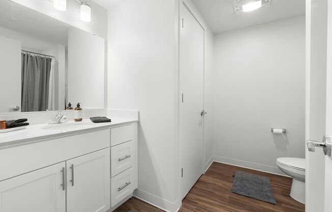 2 beds, 2 baths, 984 sqft, $1,673, Unit #327