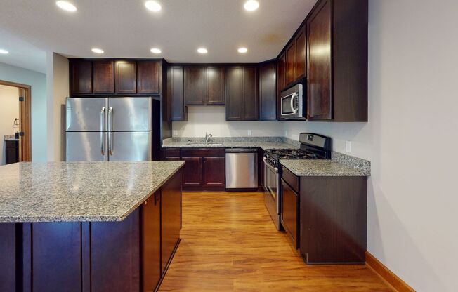 1200 - 1206 Como Ave SE