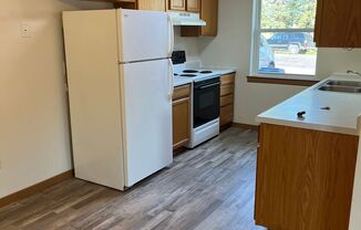 2 beds, 1 bath, 1,150 sqft, $950, Unit Cosmos 350