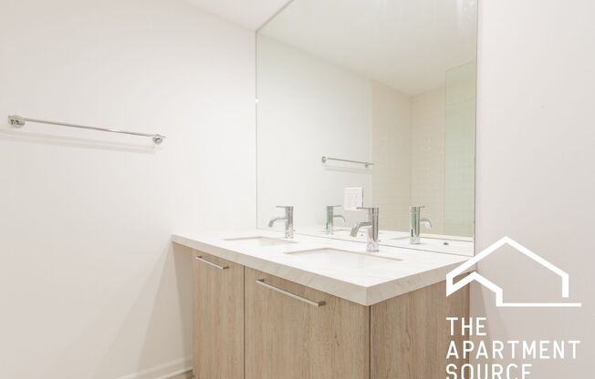 2 beds, 2 baths, $2,795, Unit 208