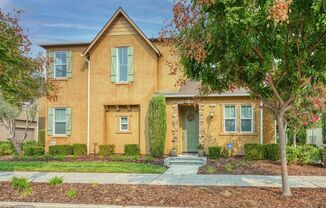 3 bedroom 3 bathroom home located in the Harlan Ranch, Clovis Community.