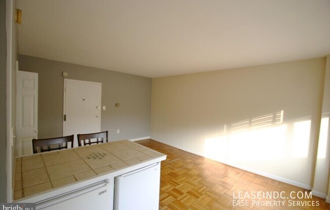 5315 Connecticut Ave NW