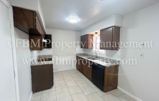 3 beds, 1.5 baths, $1,695