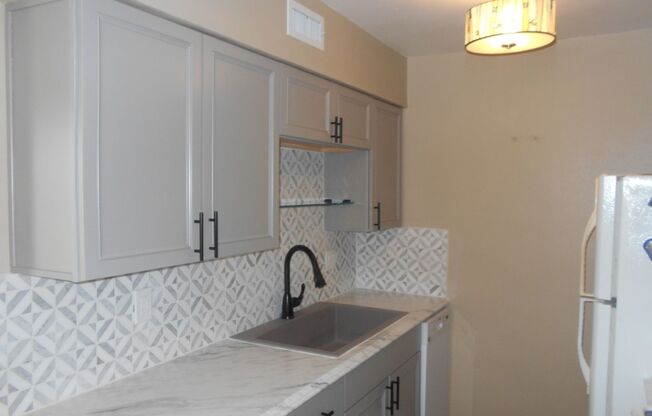5771 Peregrine Ave Unit 30-A01, Cute 1/1 condo in Windhover Condo Assoc.,