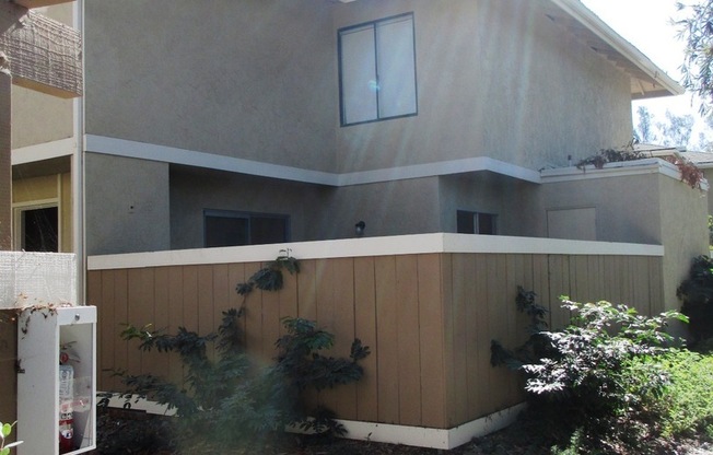 3BR/1.5BA Townhome in Playmor La Jolla Community Near UCSD