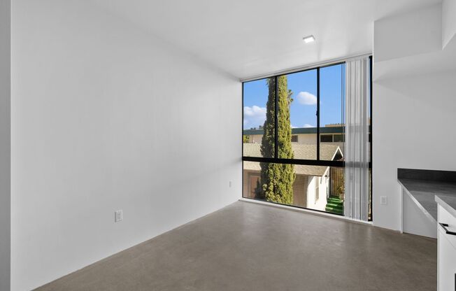 Studio, 1 bath, 347 sqft, $1,995, Unit Unit 9