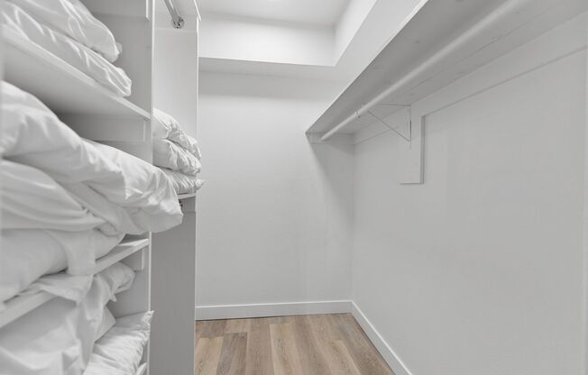 1 bed, 1 bath, $1,195, Unit MV A17