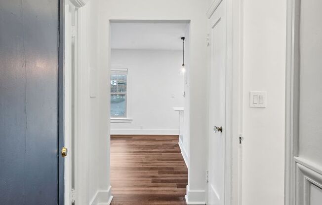 1 bed, 1 bath, 550 sqft, $2,100