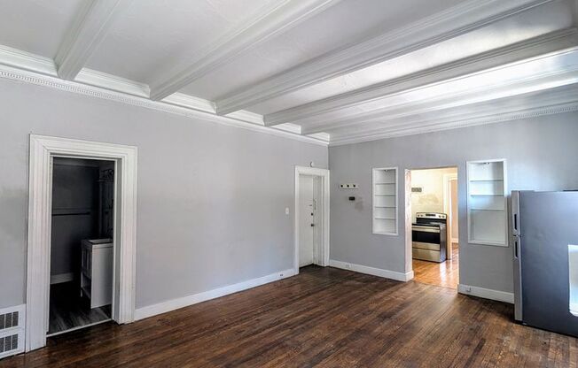 5916 Howe St in Shadyside