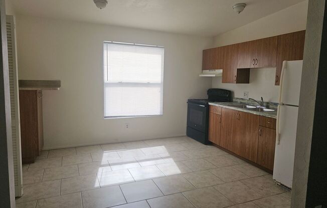 2 beds, 1 bath, 1,000 sqft, $1,395, Unit 626 - #4