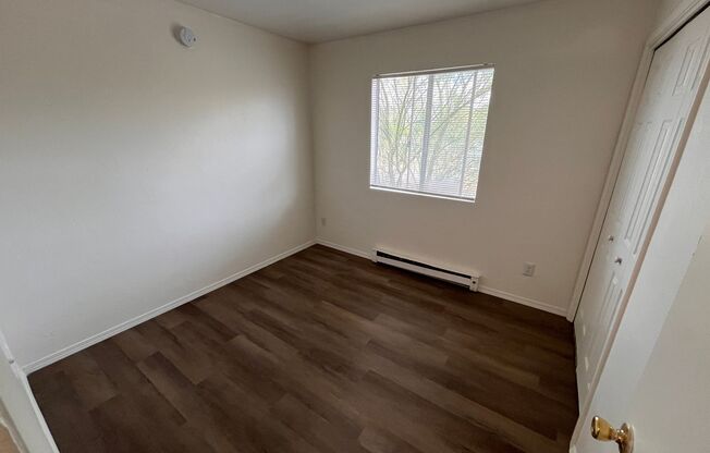 2 beds, 1 bath, 850 sqft, $825, Unit TU3050-12