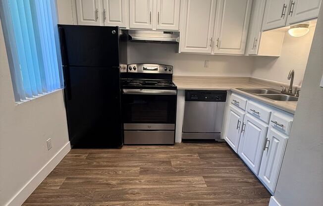 1 bed, 1 bath, 436 sqft, $1,895, Unit 03