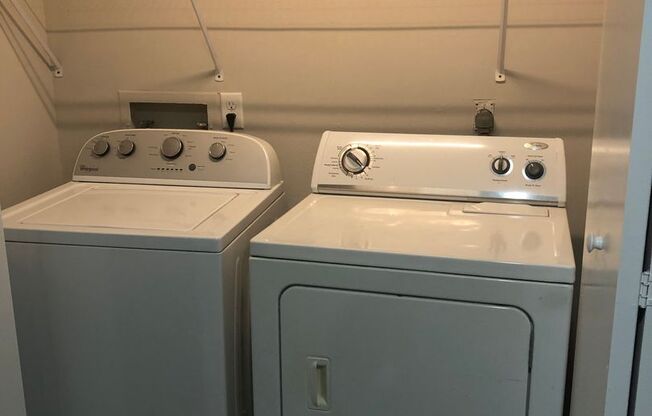 2 beds, 2 baths, 1,042 sqft, $1,429, Unit 6034C