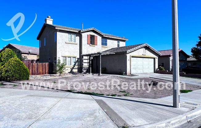 4 Bed, 3 Bath Home in Victorville!!