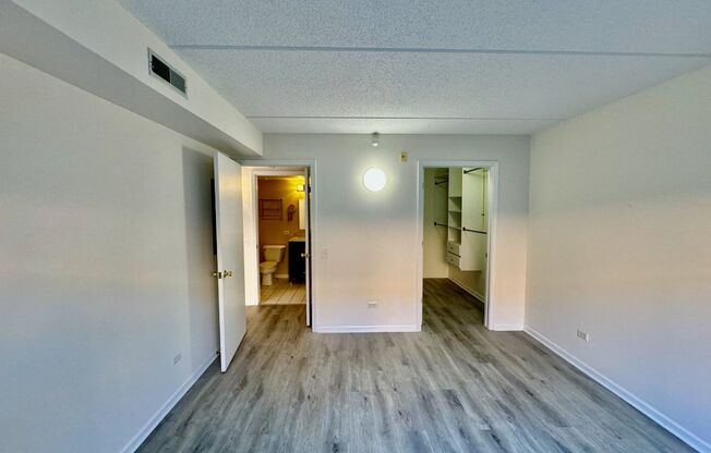 1 bed, 1 bath, $2,200, Unit Unit #305