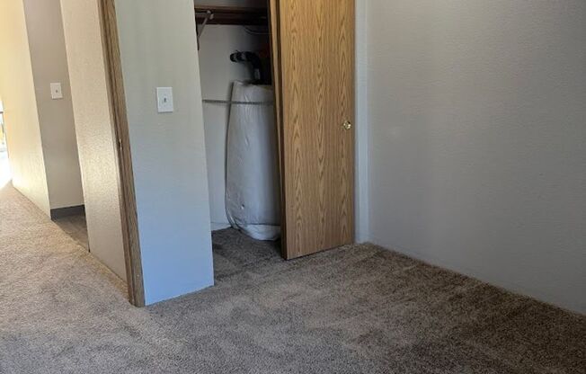 2 beds, 2 baths, 1,070 sqft, $1,625, Unit 12-204