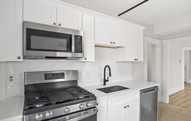 402 NEPONSET