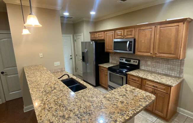 Runningvine Lane Townhome!