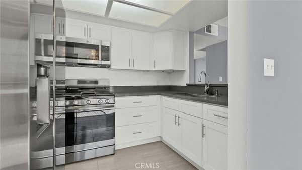 2 beds, 2 baths, 1,000 sqft, $2,850, Unit 9