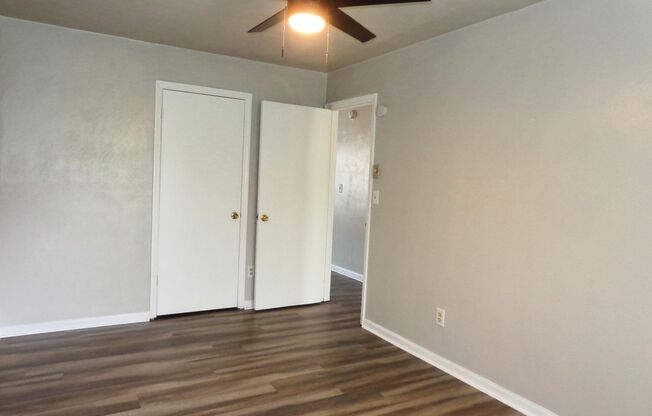 2 beds, 1 bath, 750 sqft, $1,150, Unit Unit 3