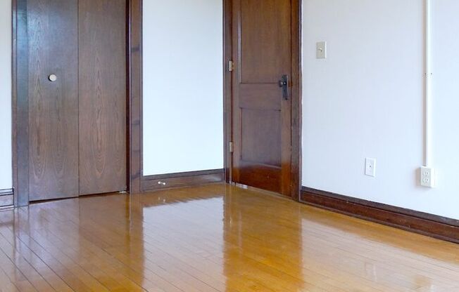 1 bed, 1 bath, 410 sqft, $960, Unit 19 - 304