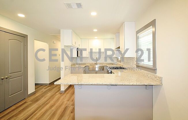 Nicely Remodeled 3/2 in Hurst Ready For Rent!