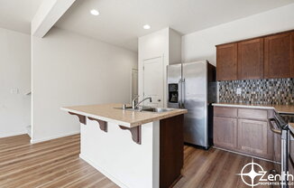 8515 NE 13 PL
