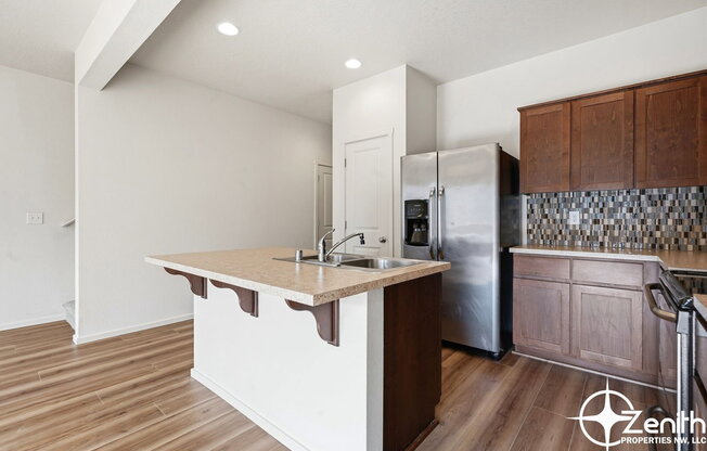 8515 NE 13 PL