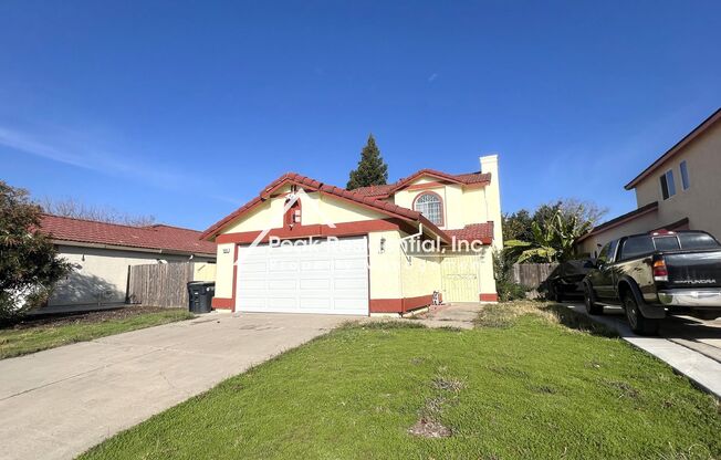 Wonderful 3bd/3ba House with 2 Car Garage