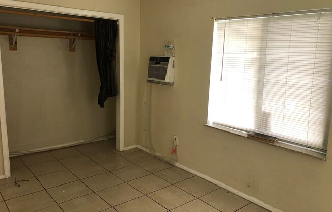 2 beds, 1 bath, $1,683