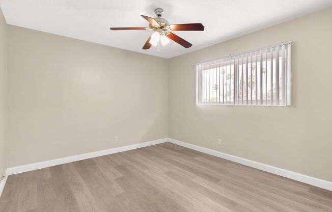 2 beds, 1 bath, 1,100 sqft, $2,100, Unit 11