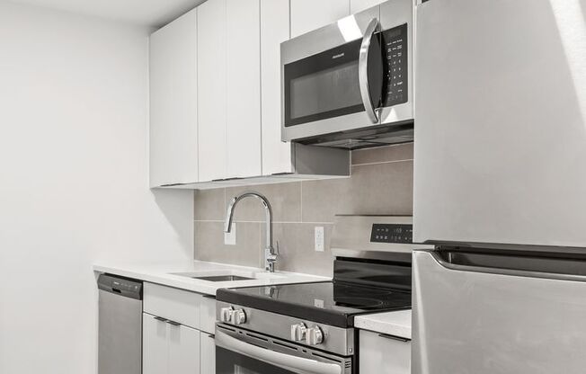 2 beds, 1 bath, 515 sqft, $2,500, Unit 1400-LL2