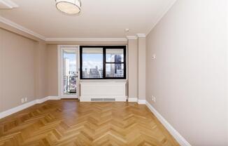 1 bed, 2 baths, 726 sqft, $5,194, Unit 16DW