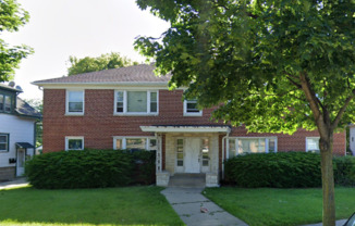 4136 N Green Bay Ave. (8 unit)