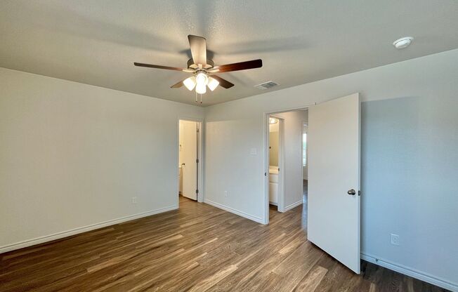 2 beds, 2.5 baths, 1,282 sqft, $1,495, Unit 1708 B Castroville