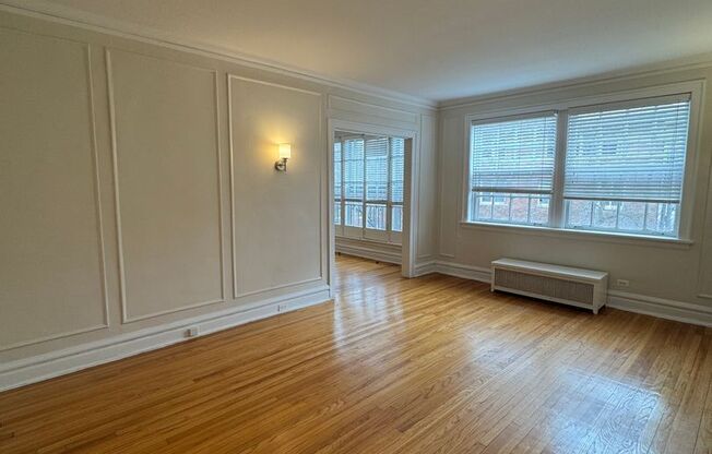 2 beds, 1 bath, 815 sqft, $1,945, Unit 511-3
