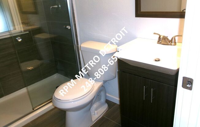 2 beds, 1 bath, $1,375