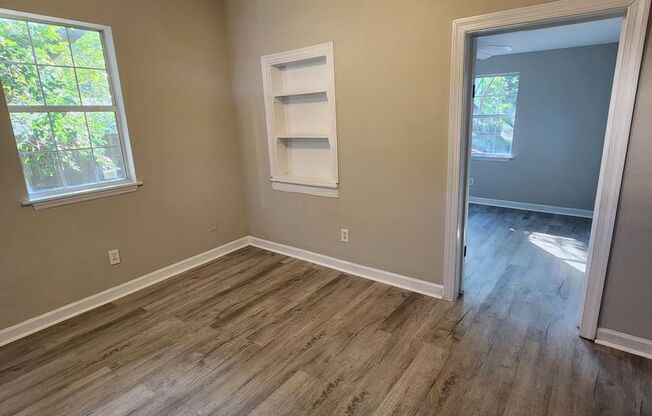 1 bed, 1 bath, 800 sqft, $1,800, Unit CH