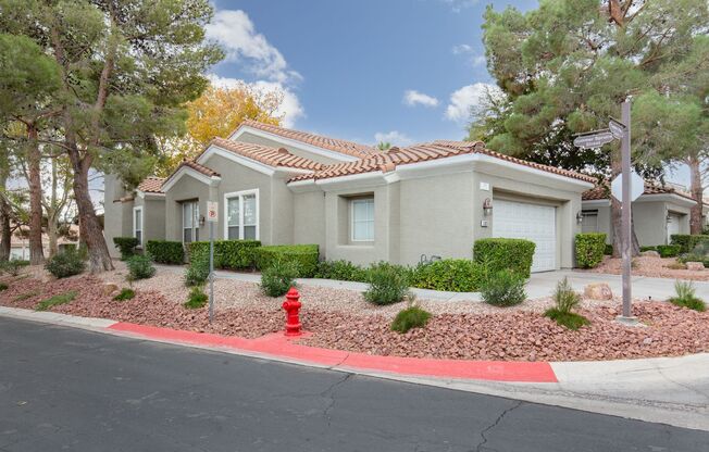 Single story Summerlin townhome with two master bedrooms