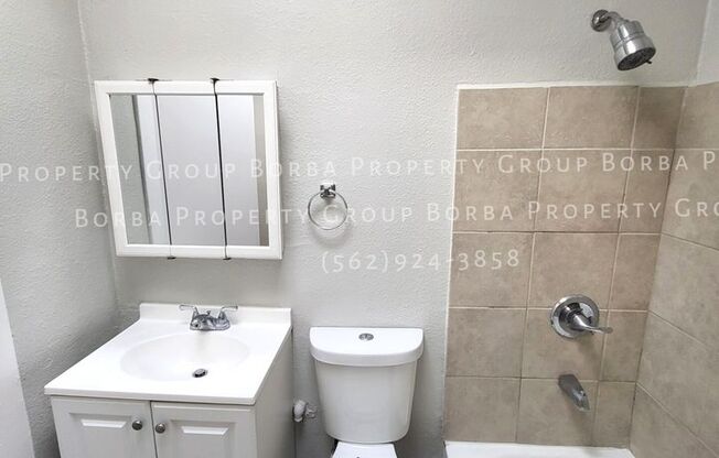 Studio, 1 bath, 327 sqft, $1,495, Unit 11